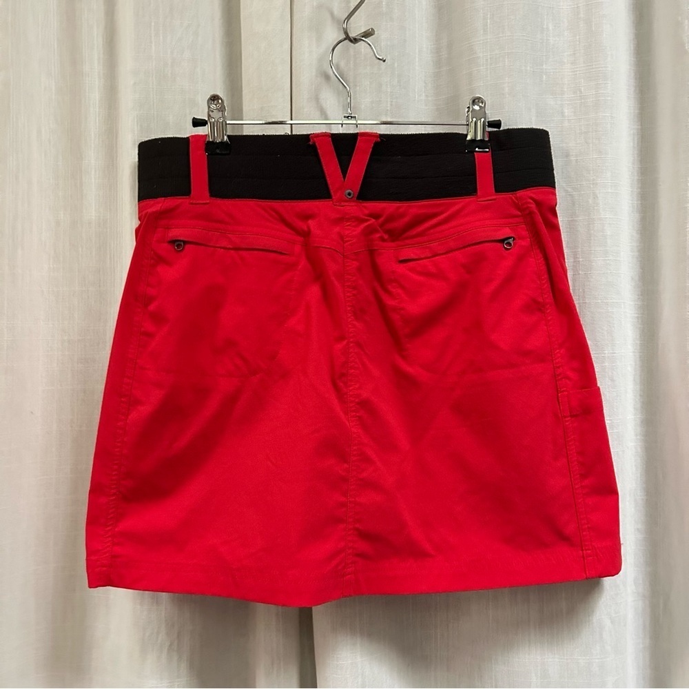 Title nine hiking and climbing clamber skirt size 6